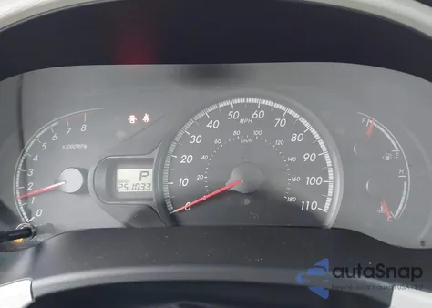 2011 Toyota Sienna Le V6 z USA, uszkodzony, nr VIN 5TDKK3DC4BS136270